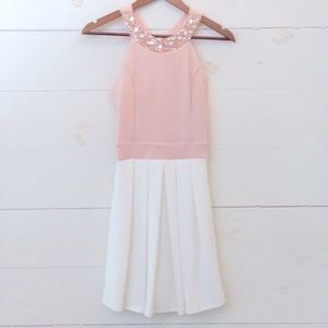 SOLD!! || AINA BE | PINK & WHITE DRESS W/BEADED COLLAR + BOW